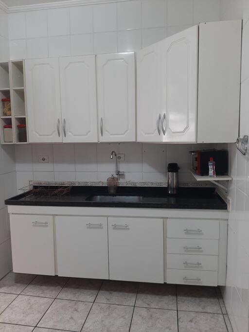 Apto Amplo, Confortavel, Bem Localizado, Asturias 과루자 외부 사진
