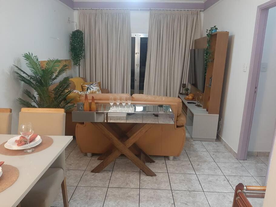 Apto Amplo, Confortavel, Bem Localizado, Asturias 과루자 외부 사진
