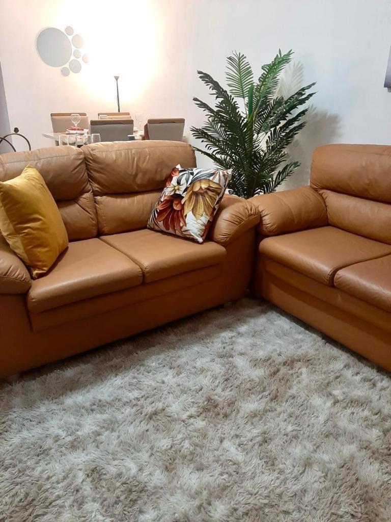 Apto Amplo, Confortavel, Bem Localizado, Asturias 과루자 외부 사진